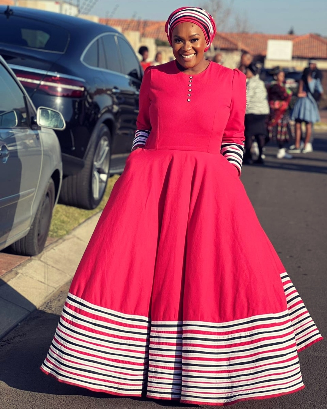 Umbhaco - Side View by ZanBlack